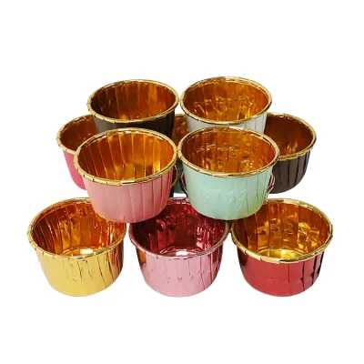 Tamaño estándar 50PCS Set Múltiples colores Papel de aluminio A prueba de grasa para hornear Muffin Cupcake Liner Cups